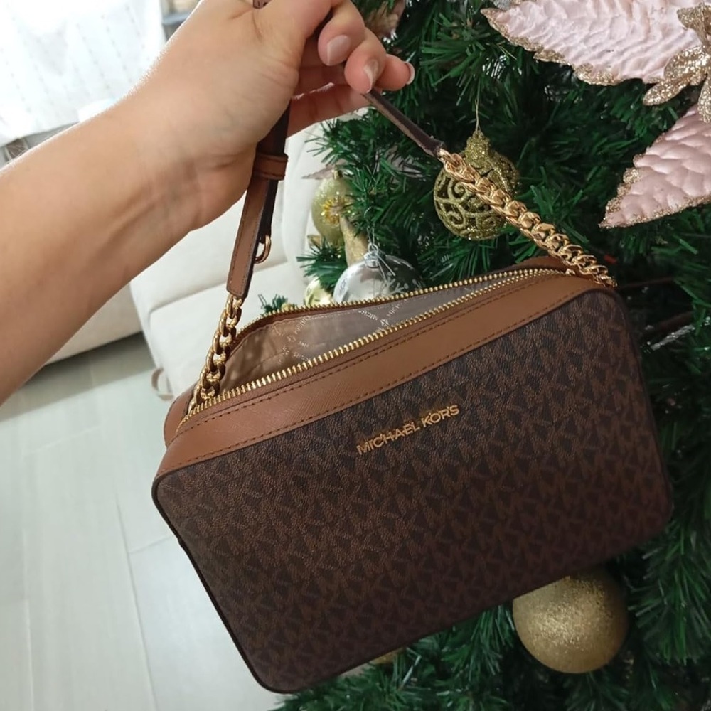 Michael Kors Women’s Brown Monogram Adjustable Strap Crossbody/Shoulder Bag |NEW - Picture 8 of 12